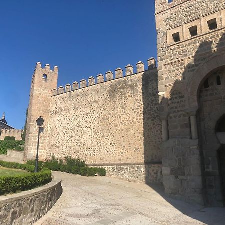 Plaza Adarve Toledo Apartment Exterior photo